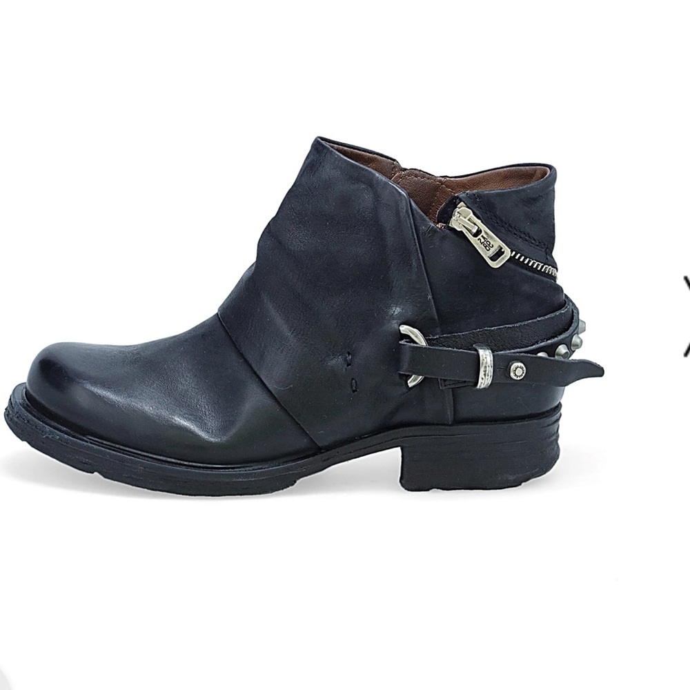 Excellent! A.S.98 distressed black leather STEVE ankle boots 41/10!